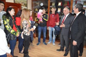 Kazak &ouml;ğrenciler Orhangazi'de