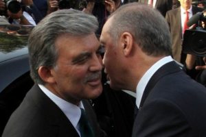 Abdullah G&uuml;l'den ''yalan'' haber a&ccedil;ıklaması