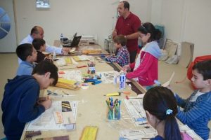 Bursalı minikler kendi u&ccedil;aklarını yaptı