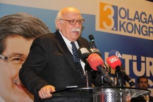 O kişilere "mankurt" nitelemesi yaptı