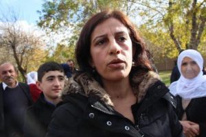 Eşinin kemiklerine 19 yıl sonra kavuştu