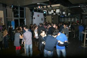&Ouml;ğretmenler Aloft Bursa'nın d&uuml;zenlediği Oldies Partisi'nde buluştu