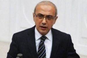 Bakan Elvan a&ccedil;ıkladı! Servisler kaldırılıyor mu?