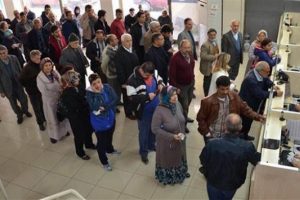Uzun kuyruklar başladı! Son g&uuml;n 1 Aralık