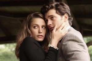 O dizi bitiyor mu? Serenay ve &Ccedil;ağatay...