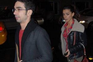 &Ouml;zge &Ouml;zpirin&ccedil;ci fena panikledi