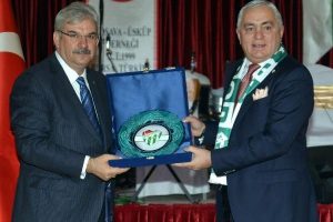 Bursaspor'da kardeşlik coşkusu!