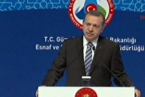 "Sanatkar gerektiğinde kahramandır, askerdir"