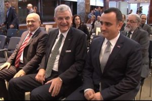 Bakan pazarlık yaptı &ouml;ğrenciler kazandı