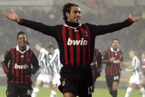 Nesta Hindistan'a gitti