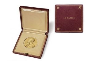 Nobel &Ouml;d&uuml;l&uuml;'n&uuml; a&ccedil;ık artırmaya &ccedil;ıkarıyor