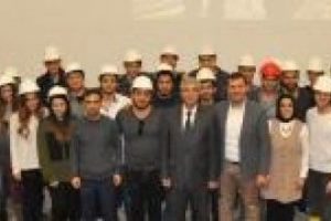 İMO &uuml;yeleri, baret giyme t&ouml;renine katıldı