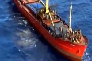 700 ka&ccedil;ak bulunan gemiye operasyon!