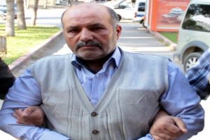 Oğlunu &ouml;ld&uuml;ren babadan kan donduran ifade!