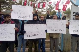 Bah&ccedil;eli i&ccedil;in bu pankartları hazırladılar