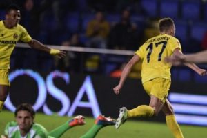 Villareal liderlik şansını tepti!