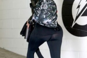 Khloe Kardashian da poposuyla g&uuml;ndemde...