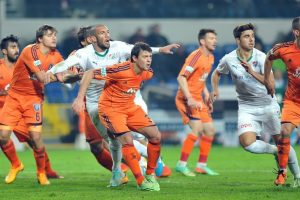 Bursasporlu futbolculardan beraberlik a&ccedil;ıklaması!