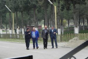 'Baş&ouml;rt&uuml;l&uuml; avcısı'nın ilk ziyaret&ccedil;isi CHP'li Balbay