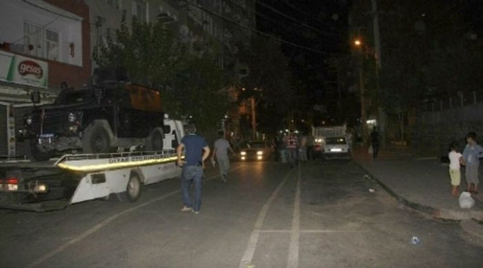 &Ouml;rg&uuml;t mensupları yol kapattı!