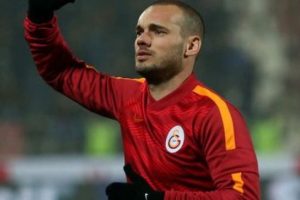 Sneijder istedi, Tafarel oyundan aldı