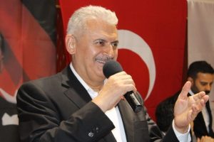 "Saraydan &ouml;nce yol ve barajlar yaptık"