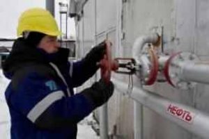Rusya, İran'la "petrol karşılığı mal" takasına başlıyor
