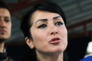 Kadın teknik direkt&ouml;r &ouml;nce sevindi sonra ağladı