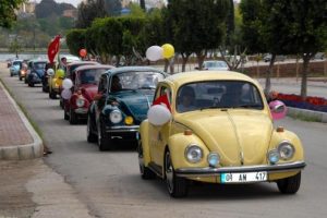 "Petrol fiyatlarının d&uuml;şmesi, ekonomiyi canlandırır"