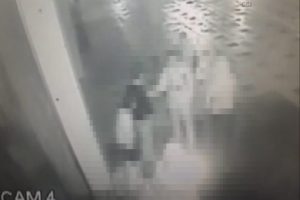K&uuml;&ccedil;&uuml;k gasp&ccedil;ılar g&uuml;venlik kamerasında