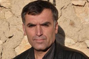 Mahsur kalan madenciyi ağabeyi buldu