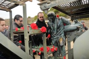 Seyit Onbaşı ilk kez resmi t&ouml;renle anıldı