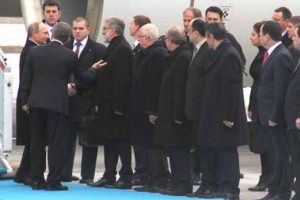 Putin T&uuml;rkiye'de 'yeni ufuklar' arıyor