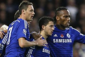 Chelsea namağlup liderliğini s&uuml;rd&uuml;r&uuml;yor