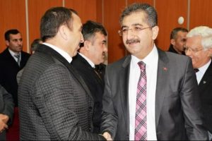 ''Bir camimiz mahallenin futbol takımına oda versin''
