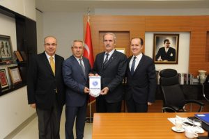 "Bursa i&ccedil;in belirlenen hedeflere ulaşmada en b&uuml;y&uuml;k fakt&ouml;r..."