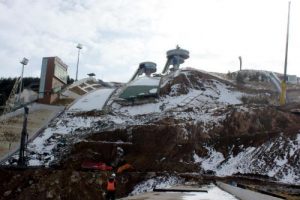 &Ccedil;&ouml;ken atlama kuleleri 1 yılda hizmete girecek