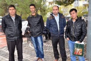 Kara kara ne yapacaklarını d&uuml;ş&uuml;n&uuml;yorlar