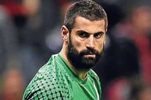 Bedelli askerlik futbolcuların y&uuml;z&uuml;n&uuml; g&uuml;ld&uuml;rd&uuml;