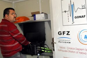 Marmara depreminin ayak sesleri Yalova'da dinleniyor