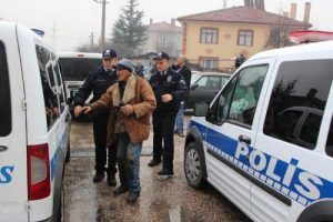 &Ccedil;obanla &ccedil;ift&ccedil;inin kavgası karakolluk oldu