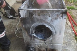 Bomba değil &ccedil;amaşır makinesı