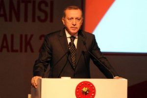 " Nobel kararları objektif değil"