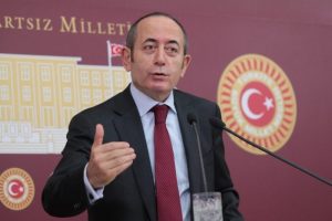 CHP'den h&uuml;k&uuml;mete 'bedelli' &ouml;nerisi