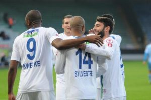 &Ccedil;aykur Rizespor Demir'i b&uuml;kt&uuml;!