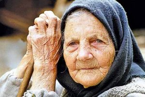 "Yaşlıysanız, daha sık ve az yiyin"