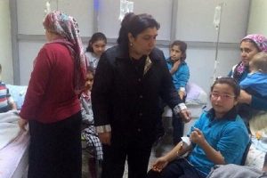 50 &Ouml;ğrenci zehirlendi!