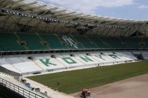 Torku Arena'da &ccedil;ekirdek yemek yasak!