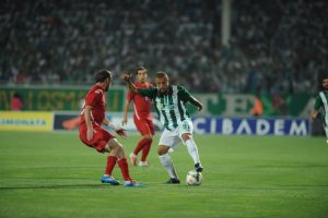 Carlos Aydın ve İbrahim &Ouml;zt&uuml;rk'&uuml; istiyor!