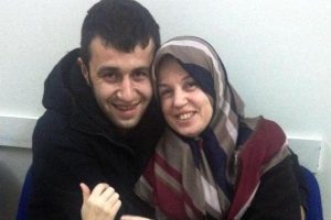Bursa'da 23 yıl sonra kavuşan ana-oğul...